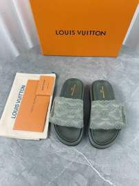 Picture of Louis Vuitton Slippers _SKULVsz35-45mnf03131134
